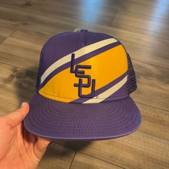 Nike LSU‎ Tigers Purple Baseball Style SnapBack Hat - Picture 1 of 6